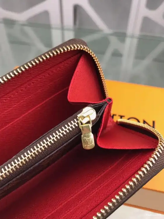 LOUIS ZIPPY VUITTON 0405